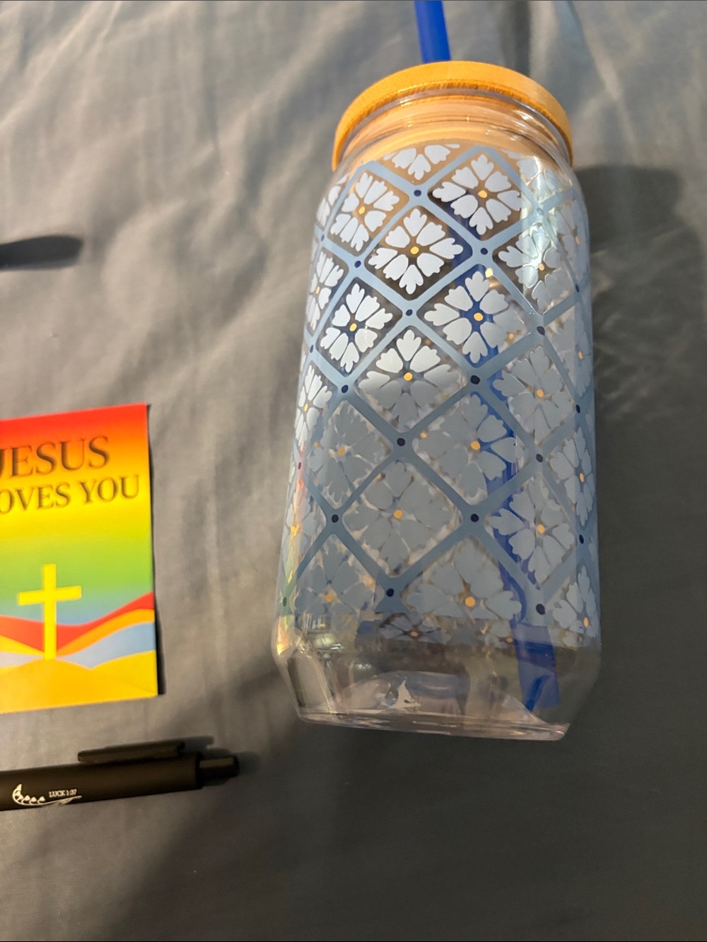 Inspirational bundle with devotional book mark, pen, bracelet, cup and wristlet. - Picture 12 of 13
